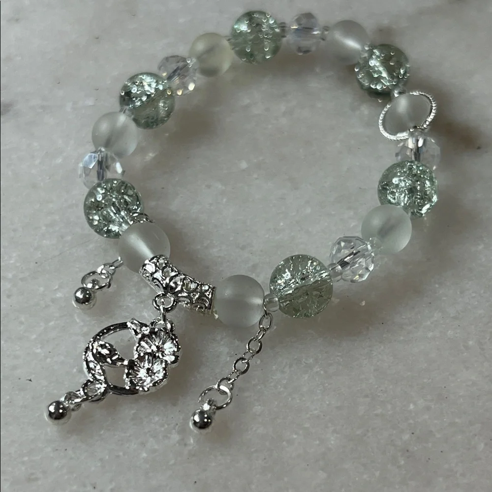 Elegant Silver and Green Beaded Bracelet